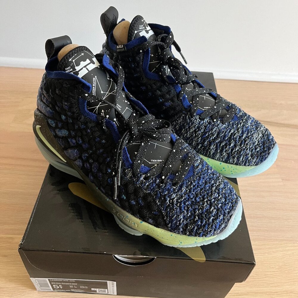Size 5.5 (GS) - Nike LeBron 17 Mid Constellations